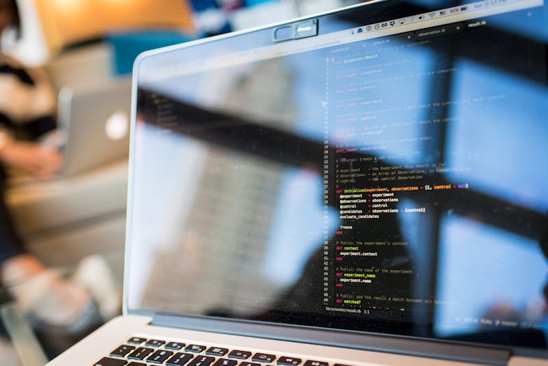 Node.js: Desarrollo Backend Profesional con JavaScript para Empresas · curso bonificado